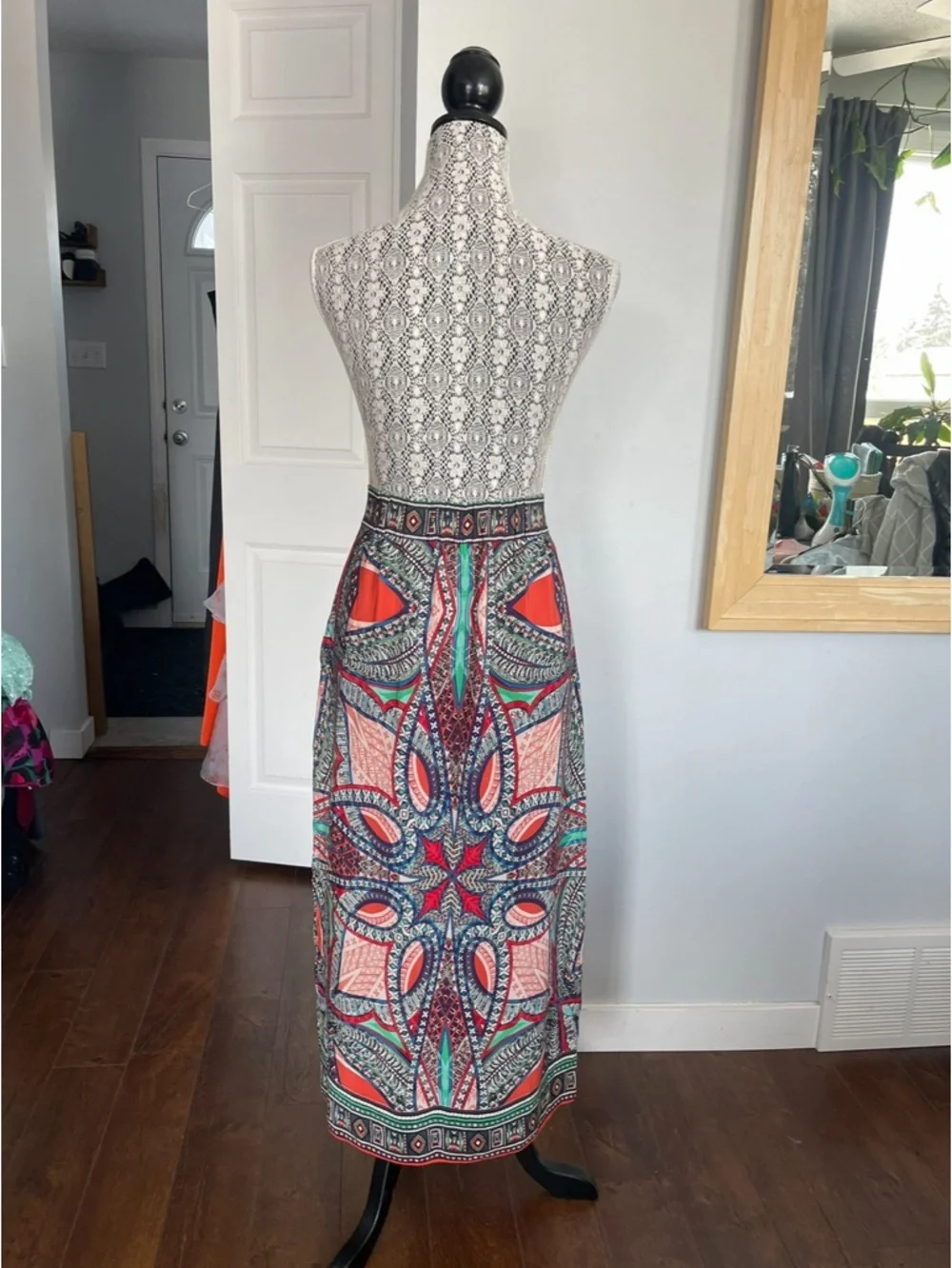 New Anthropologie 100% Silk Geometic Jewel Tone Wrap Midi Skirt. Slit. Size 10 - Picture 11 of 13